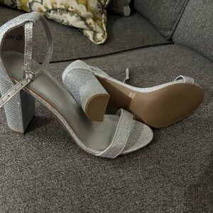 Dream Pairs Glittery Silver Block Heels